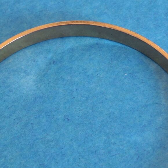 Green Enamel Bangle Bracelet Gold Tone Liner, Vintage - Picture 8 of 10